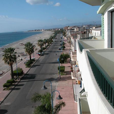 Hotel Ristorante Miramare Marina di Gioiosa Ionica Eksteriør billede