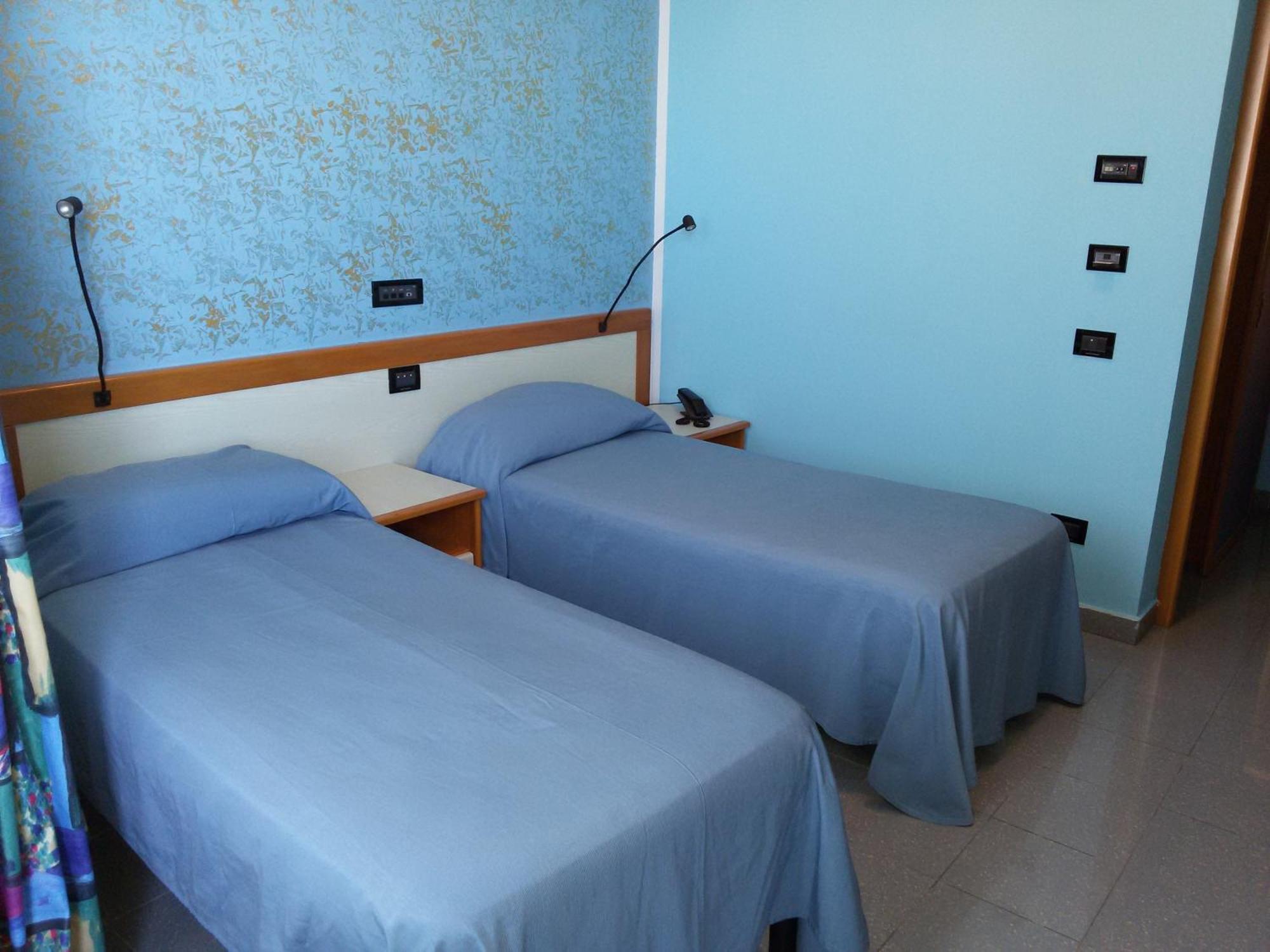 Hotel Ristorante Miramare Marina di Gioiosa Ionica Eksteriør billede