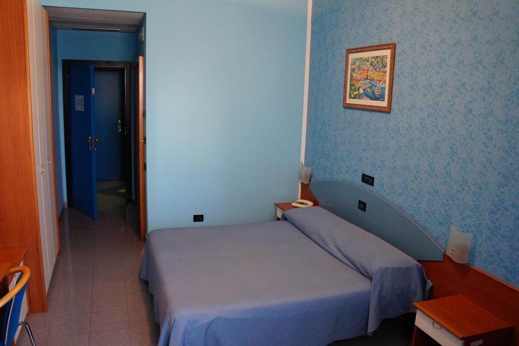 Hotel Ristorante Miramare Marina di Gioiosa Ionica Eksteriør billede