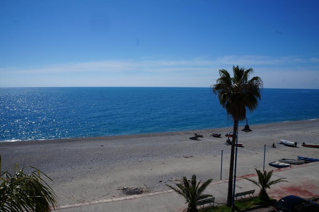 Hotel Ristorante Miramare Marina di Gioiosa Ionica Eksteriør billede