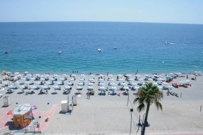 Hotel Ristorante Miramare Marina di Gioiosa Ionica Eksteriør billede