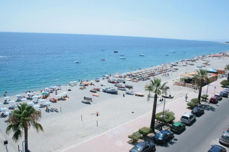 Hotel Ristorante Miramare Marina di Gioiosa Ionica Eksteriør billede
