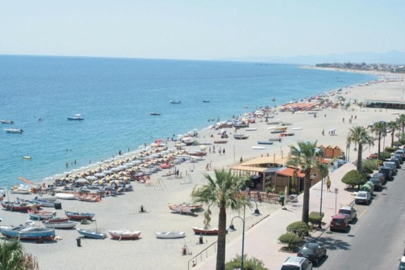 Hotel Ristorante Miramare Marina di Gioiosa Ionica Eksteriør billede