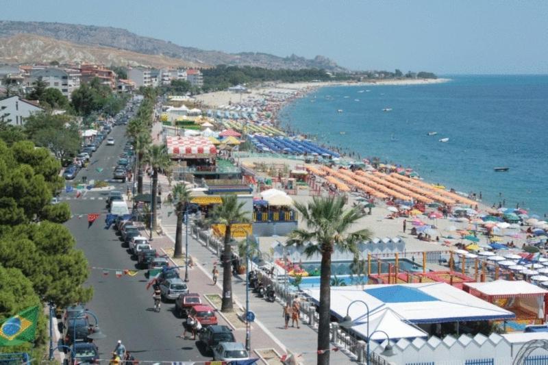 Hotel Ristorante Miramare Marina di Gioiosa Ionica Eksteriør billede